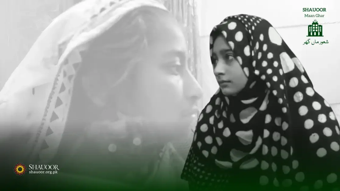 Ramsha and her sisters are orphaned, left without the shelter of their parents.Now, they stand in need of a safe haven, a "Shauoor Maan Ghar".