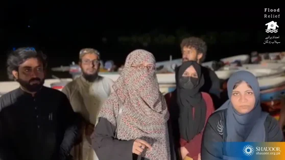 Trapped People in Flood – Jalalpur Pirwala