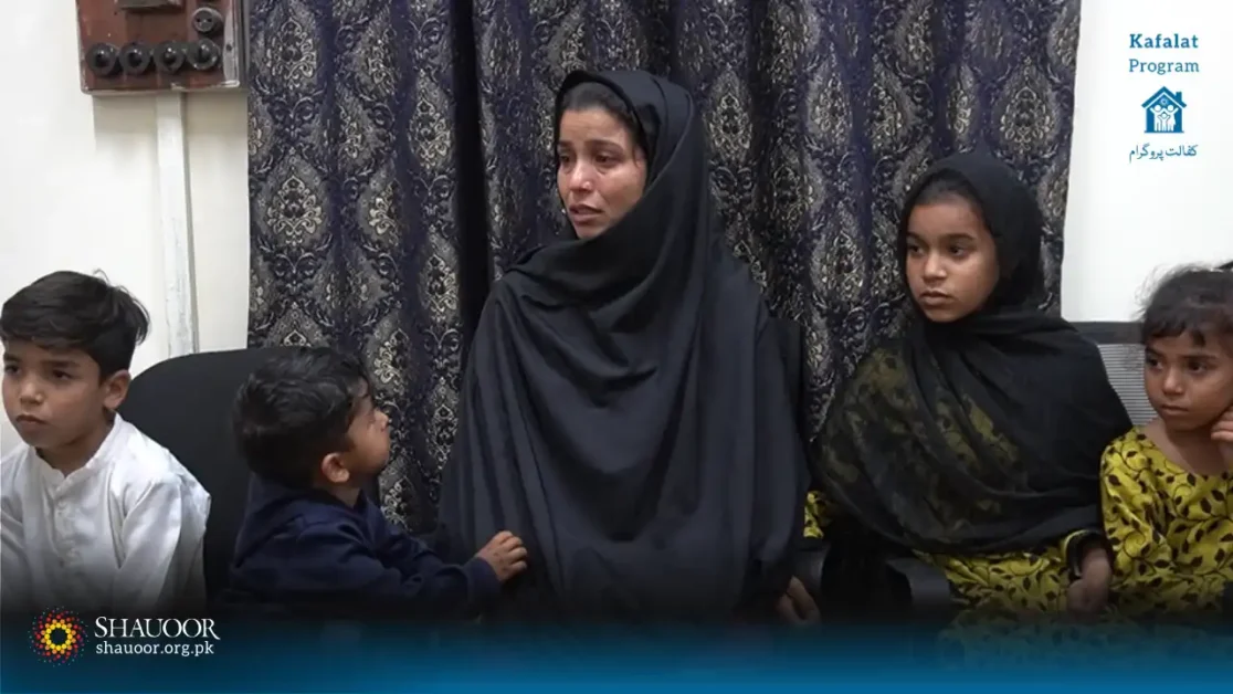 Divorced Asiya Bibi has to raise kids alone as the addicted dad does not take the responsibility of kids.